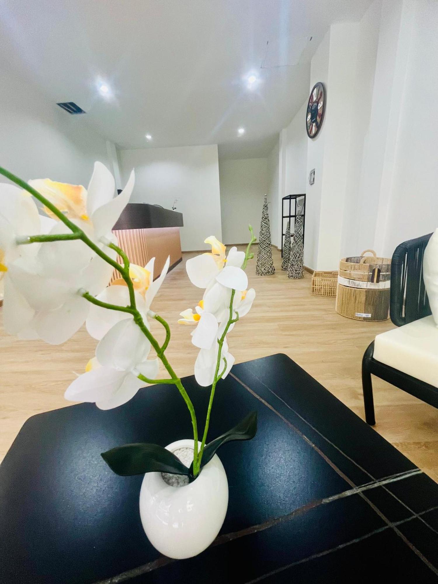 28 Boutique Hotel Patong Dış mekan fotoğraf