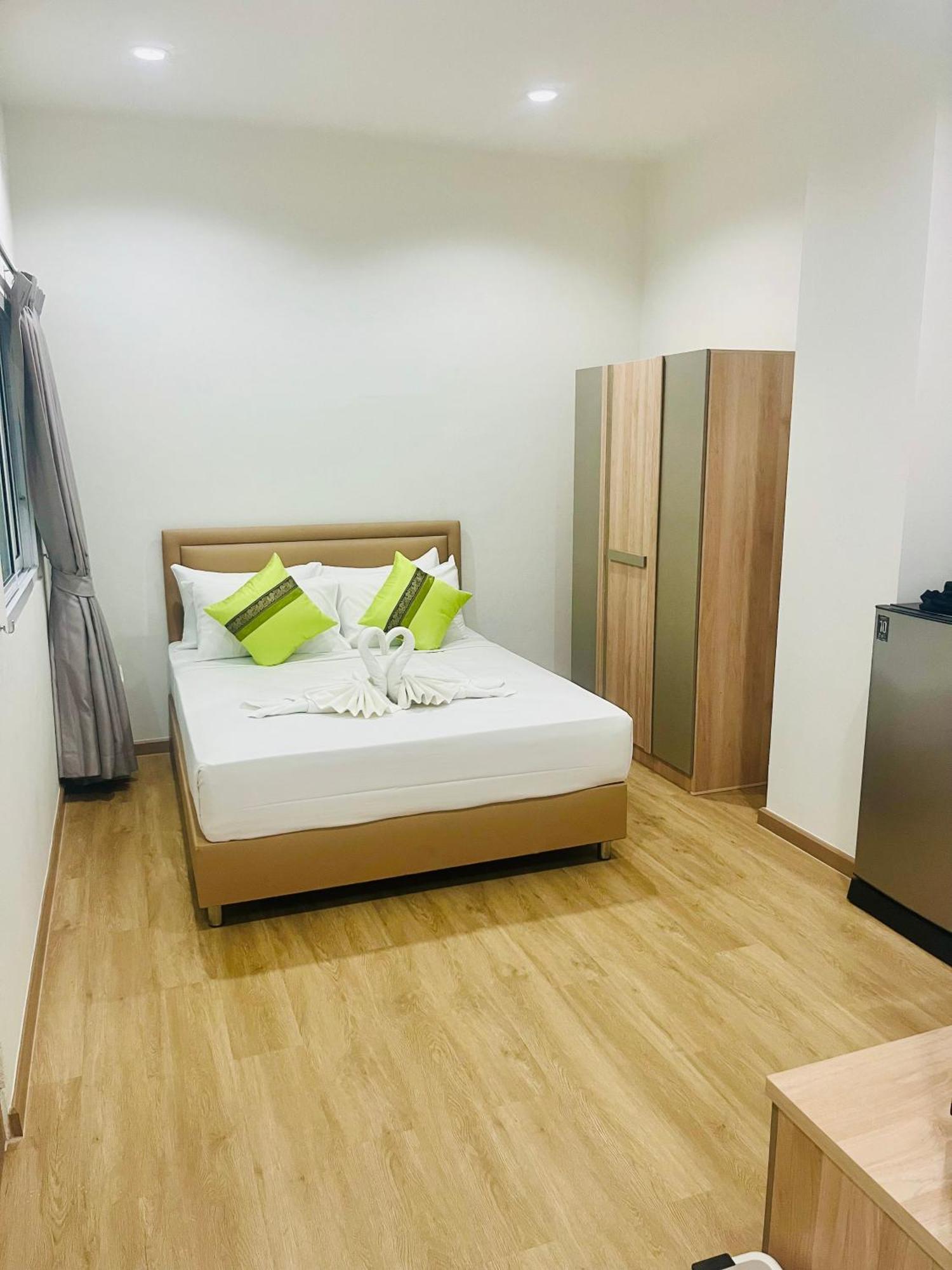 28 Boutique Hotel Patong Dış mekan fotoğraf
