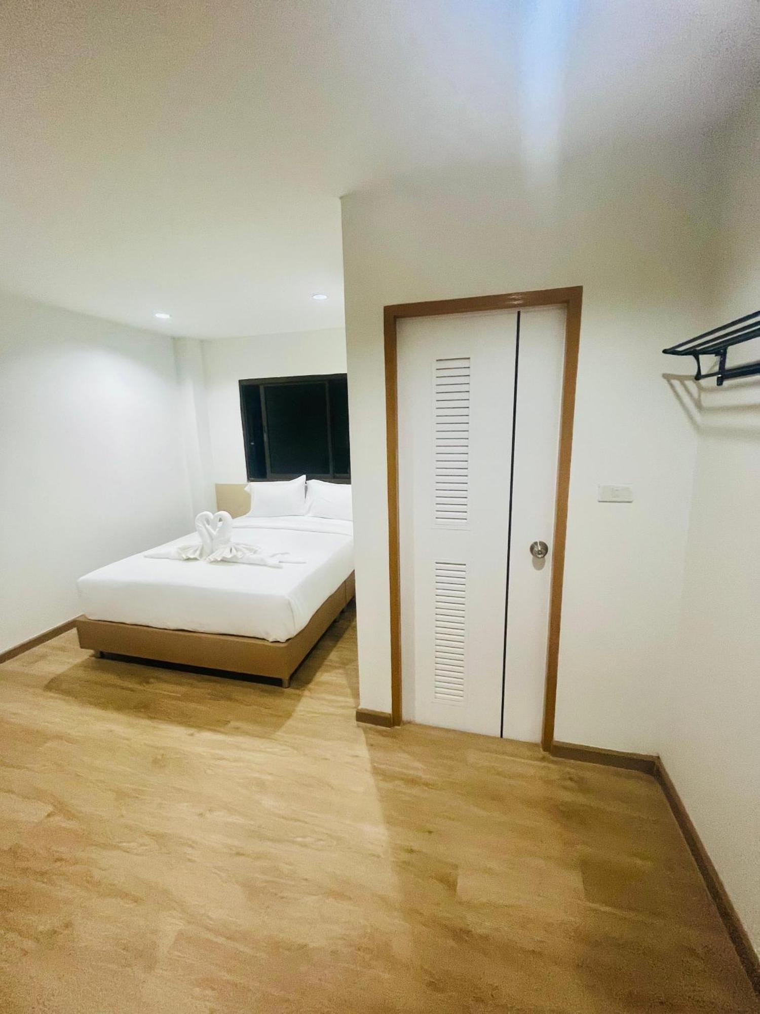 28 Boutique Hotel Patong Dış mekan fotoğraf